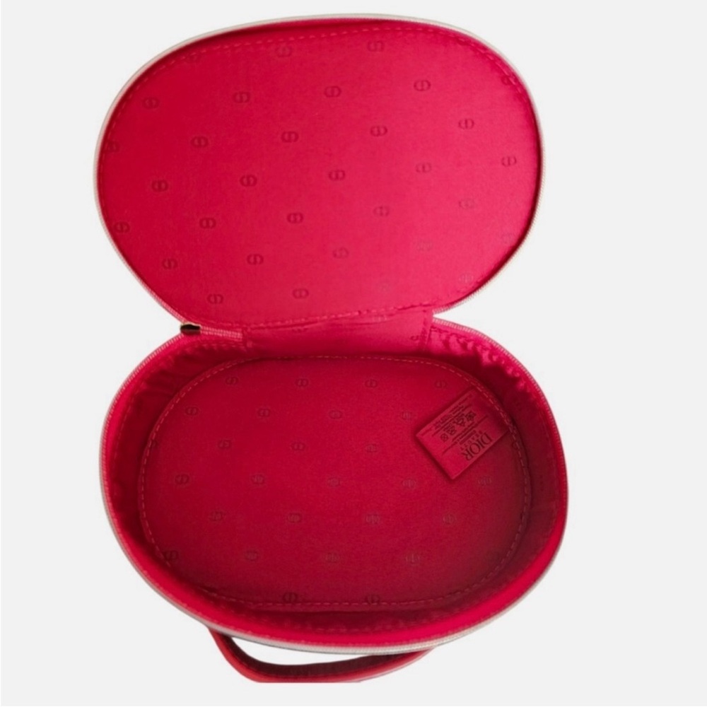 Dior Red Oval Vanity Case or Jewelry Box NIB Dior Beauty - Picture 4 of 5